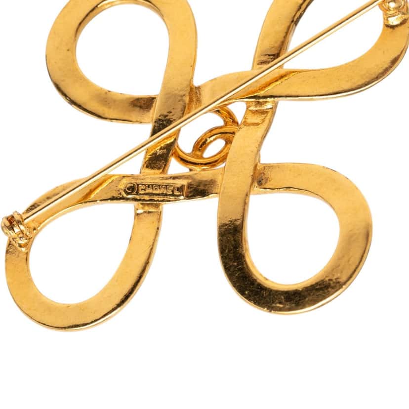 Chanel CC Gold Plated Infinity Brooch Gold Metal Very good condition - Inside View