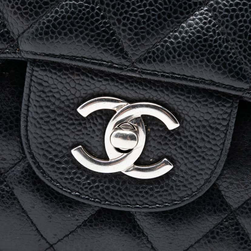 Chanel Jumbo Classic Caviar Double Flap Black Leather Very good condition - Box View