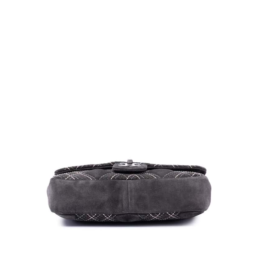 Chanel Paris Edinburgh Medium Stitched Suede Saltire Single Flap Other Leather Very good condition - Inside View