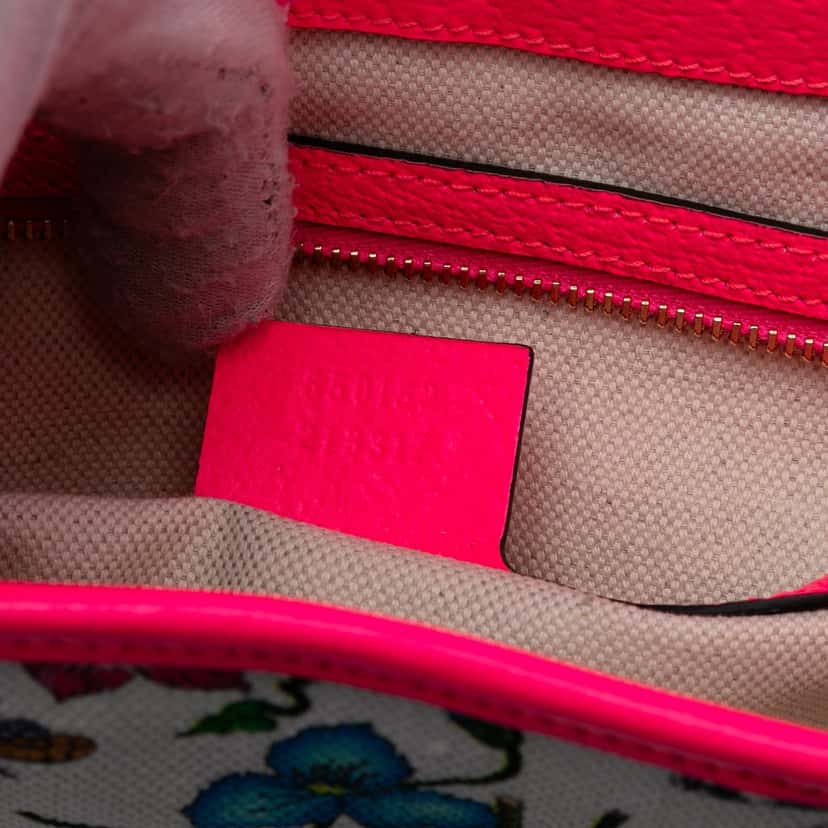 Gucci Flora Canvas Jackie O Bouvier Shoulder Bag White Very good condition - Box View