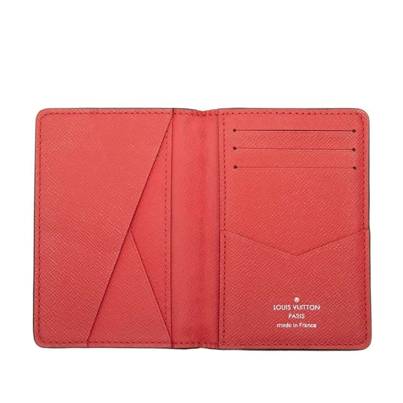 Louis Vuitton Taiga Card Holder Pocket Organizer Blue Leather Very good condition - Model View