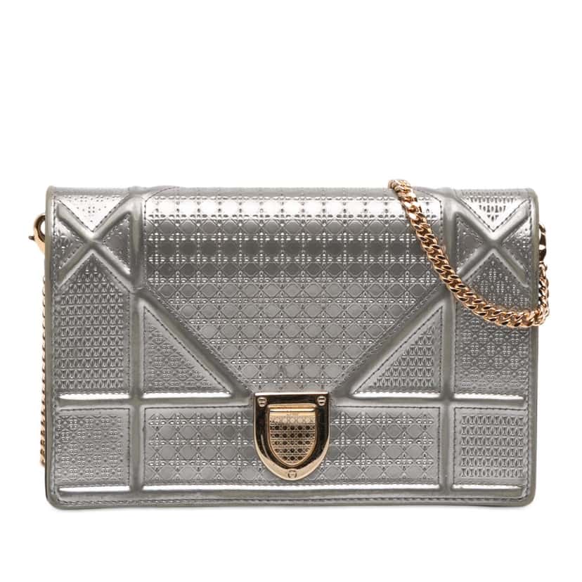 Dior Metallic Patent Microcannage Diorama Wallet on Chain Silver Leather Very good condition - Front View