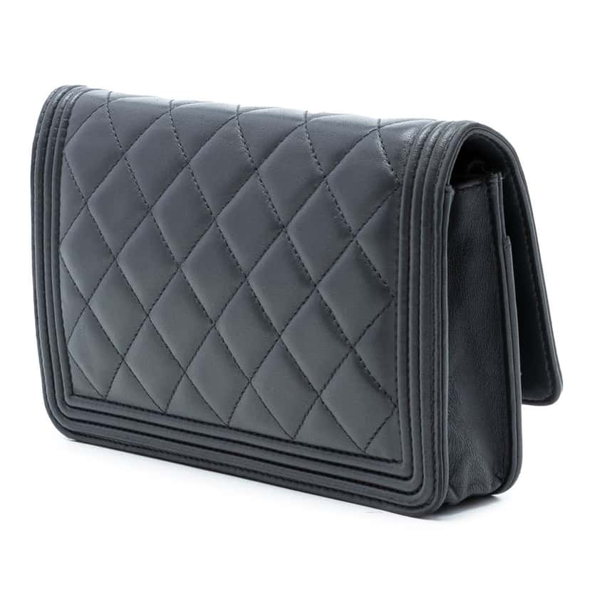 Chanel Quilted Lambskin Boy Wallet On Chain Black Leather Very good condition - Back View