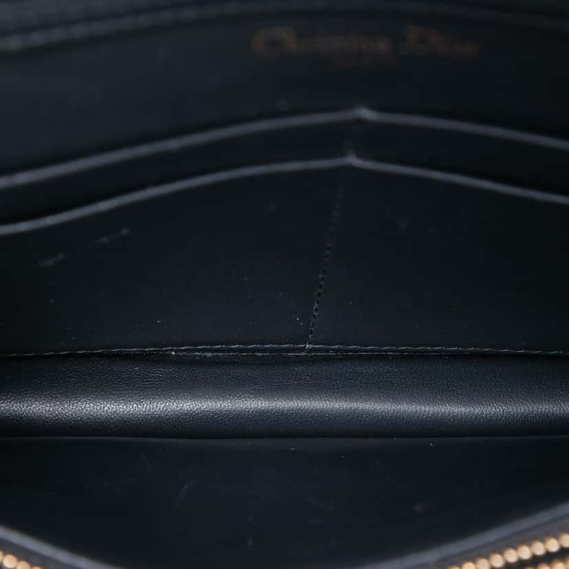 Dior Metallic Calfskin Diorama Wallet on Chain Gold Leather Very good condition - Model View