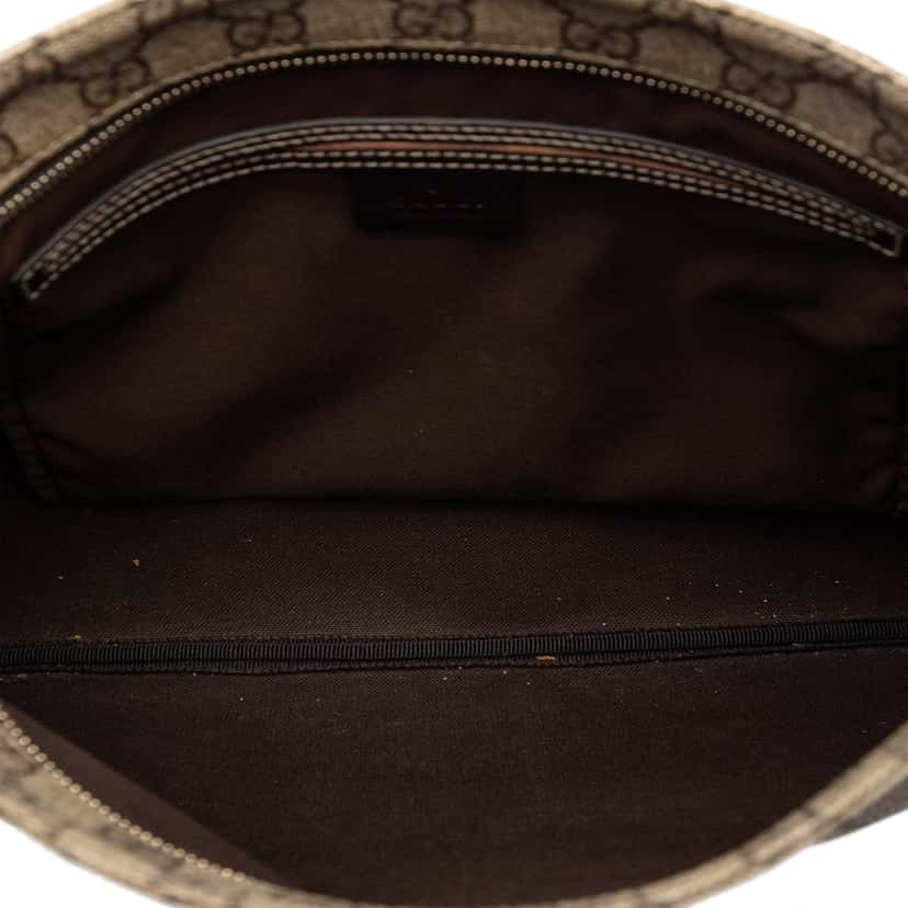 Gucci GG Supreme Crossbody Beige Very good condition - Model View