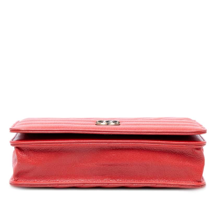 Chanel CC Diagonal Quilted Goatskin Wallet On Chain Red Leather Very good condition - Inside View