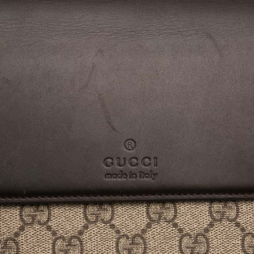 Gucci GG Supreme Clutch Beige Very good condition - Box View