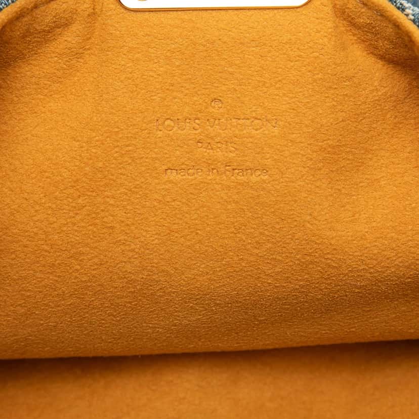 Louis Vuitton Monogram Denim Pochette Plate Blue Very good condition - Box View