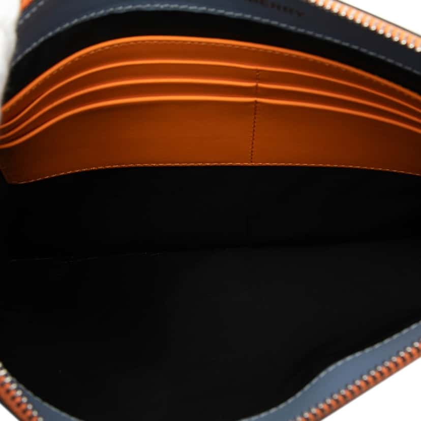 Burberry Leather Colorblock Clutch Other Leather Very good condition - Model View