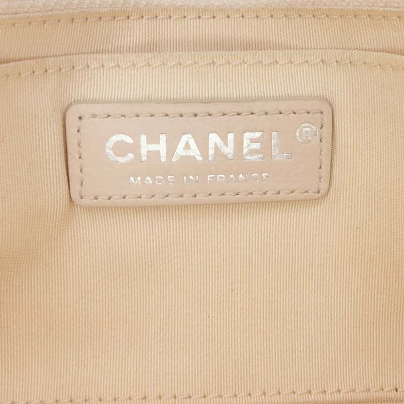 Chanel Quilted Calfskin Chain Embossed Flap Brown Leather Good condition - Box View