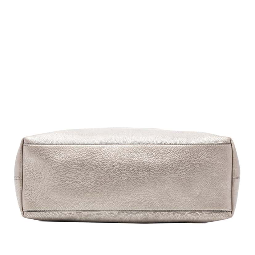 Gucci Medium Metallic Leather Soho Chain Tote Gold Leather Very good condition - Inside View