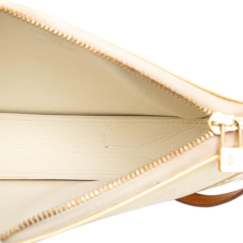 Louis Vuitton Monogram Vernis Pochette Lexington Beige Leather Very good condition - Model View