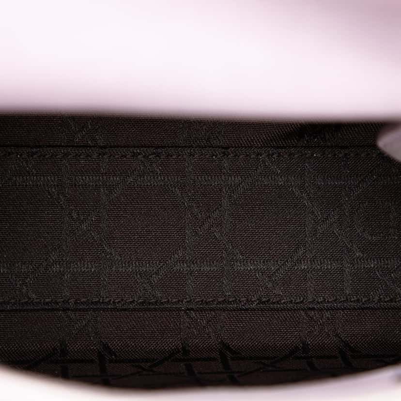 Dior Mini Iridescent Lambskin Cannage Lady Dior Pink Leather Very good condition - Model View