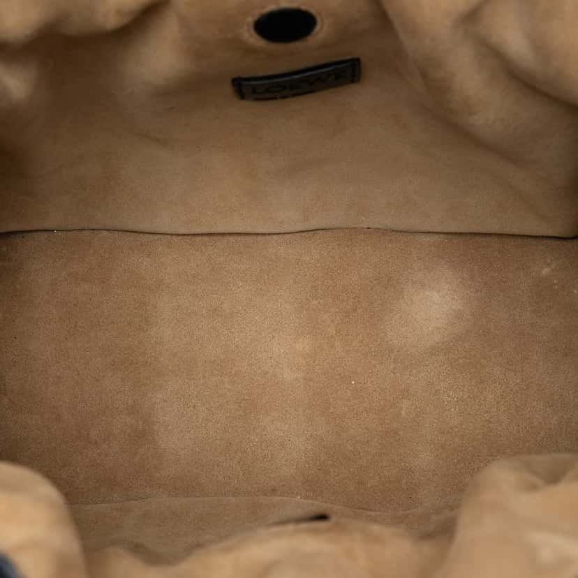 LOEWE Calfskin Ondas Flamenco Knot Crossbody Black Leather Very good condition - Model View