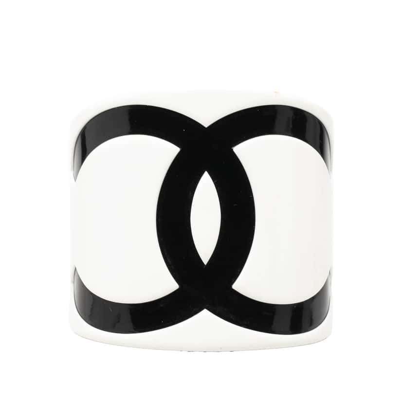 Chanel CC Resin Cuff Bracelet White Plastic Very good condition - Front View