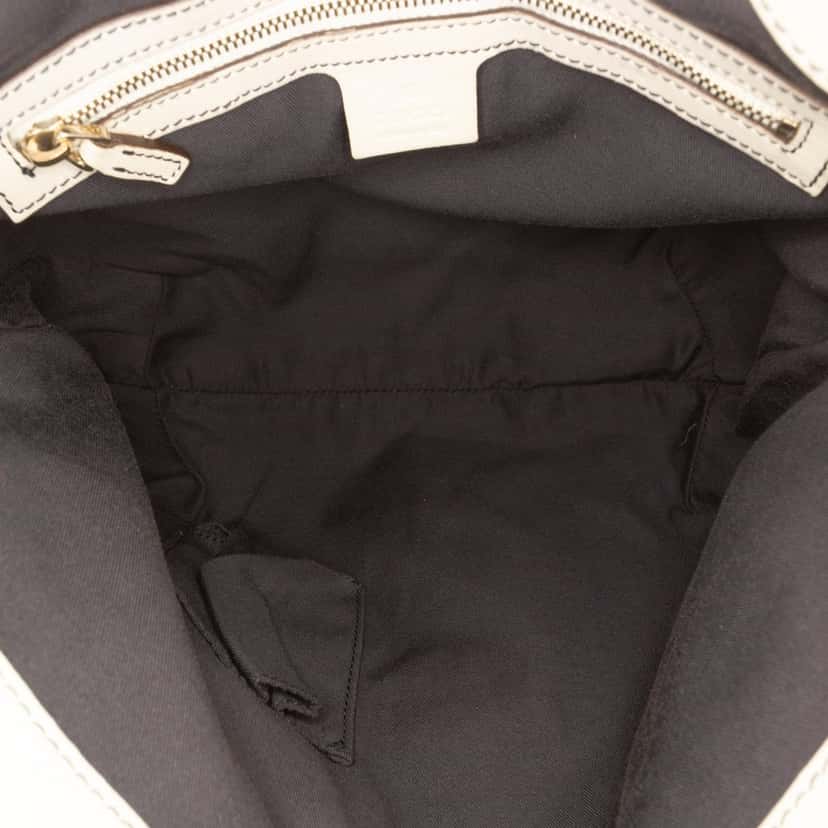 Gucci GG Canvas Web Crossbody Beige Very good condition - Model View