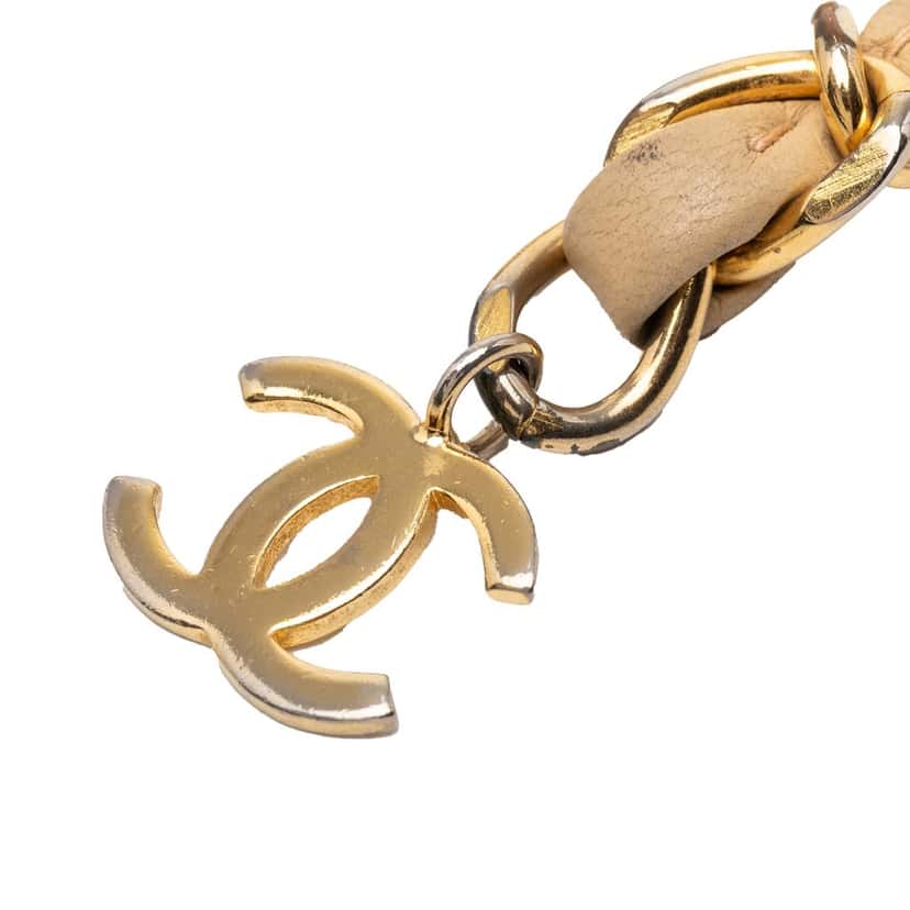 Chanel CC Gold Plated Leather Woven Chain Belt Gold Metal Very good condition - Model View