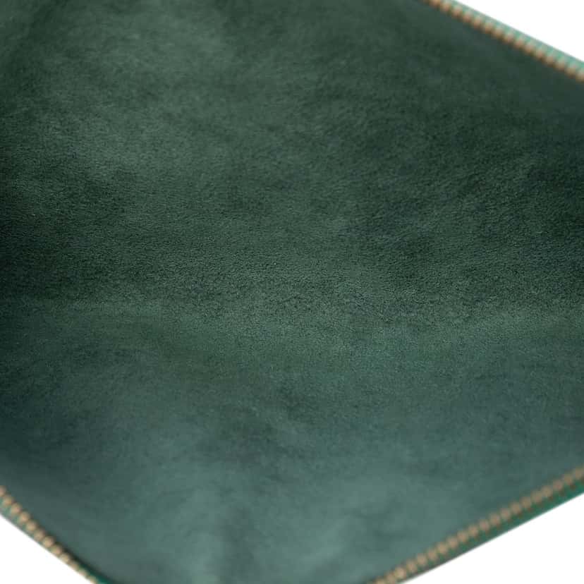 Louis Vuitton Epi Pochette Accessoires Green Leather Very good condition - Model View