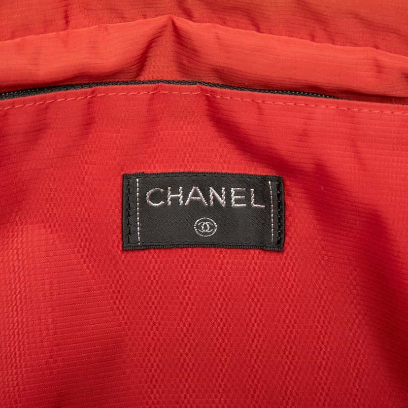 Chanel Old Travel Line Nylon Handbag Black Very good condition - Box View