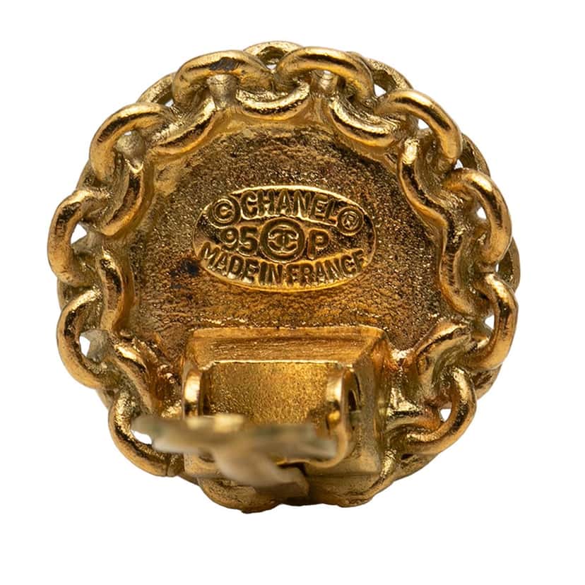 Chanel CC Gold Plated Round Clip on Earrings Gold Metal Very good condition - Inside View