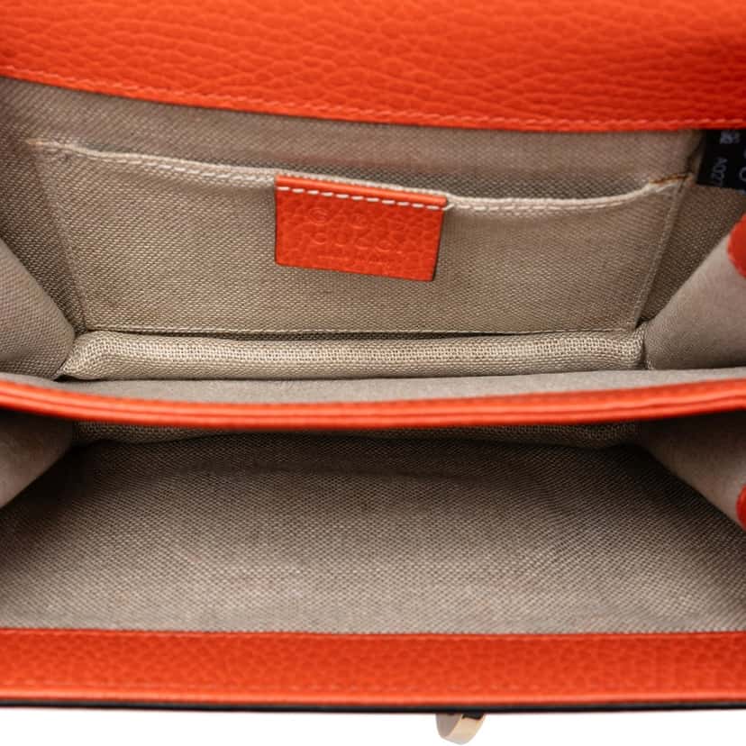 Gucci Small Dollar Calfskin Interlocking G Crossbody Orange Leather Very good condition - Model View