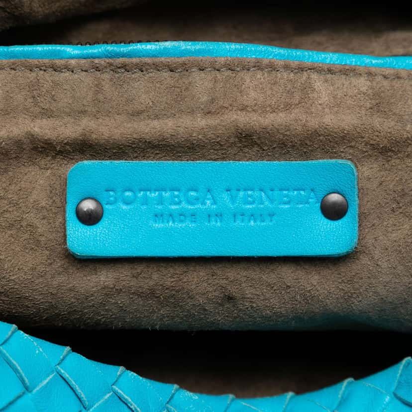 Bottega Veneta Nappa Intrecciato Cube Crossbody Blue Leather Very good condition - Box View