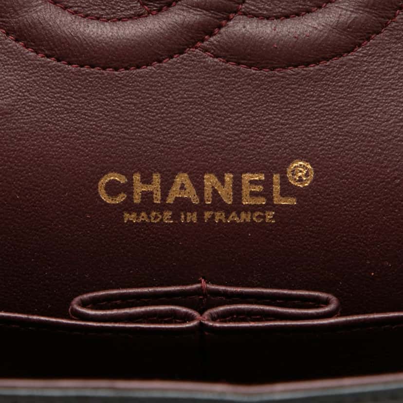 Chanel Medium Classic Lambskin Double Flap Black Leather Very good condition - Box View