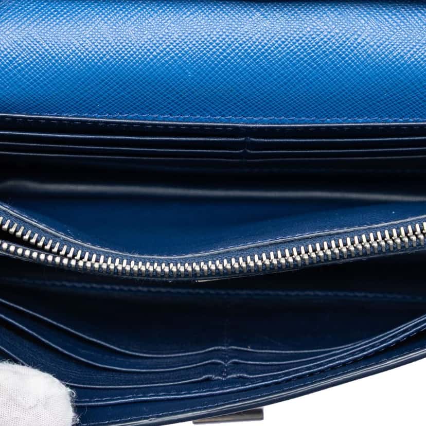 Prada Saffiano Turn Lock Wallet on Strap Blue Leather Very good condition - Model View