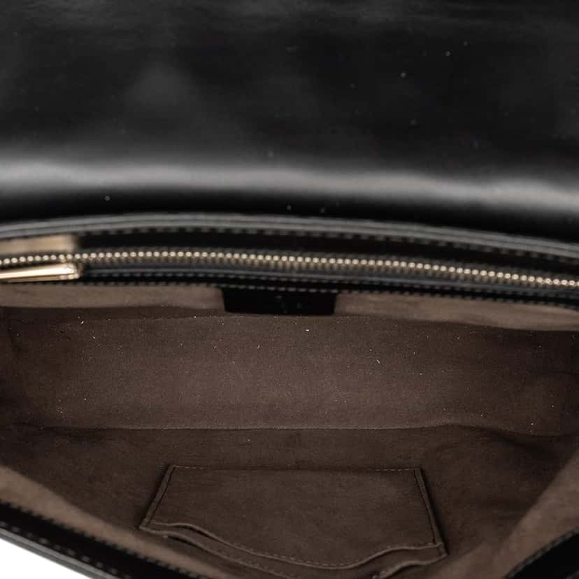 Gucci Guccissima Flap Messenger Bag Black Leather Very good condition - Model View