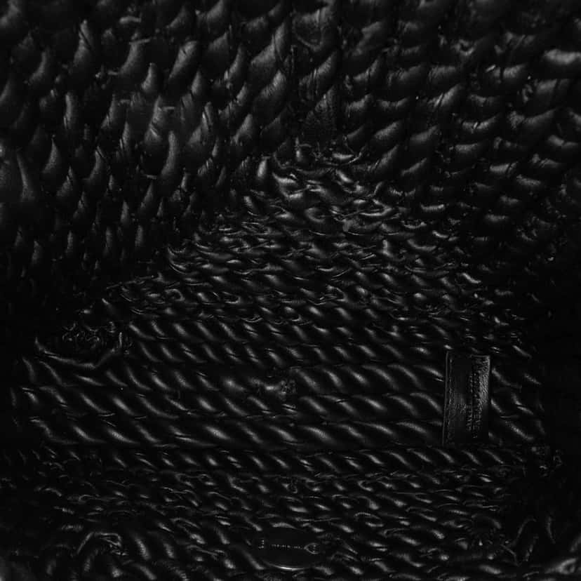 Bottega Veneta Lambskin Torchon Classic Tasseled Twisted Crossbody Black Leather Very good condition - Model View