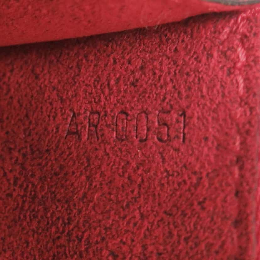 Louis Vuitton Epi Pochette Accessoires Red Leather Very good condition - Box View