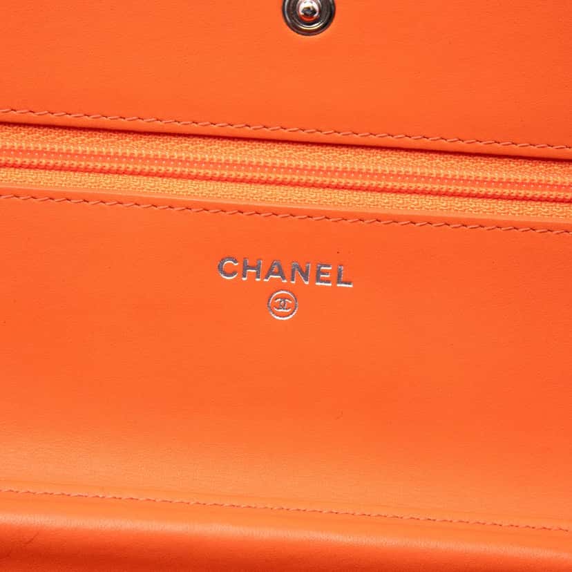 Chanel CC Patent Caviar Wallet On Chain Orange Leather Very good condition - Box View