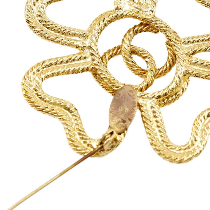 Chanel CC Gold Plated Clover Rope Brooch Gold Metal Very good condition - Inside View