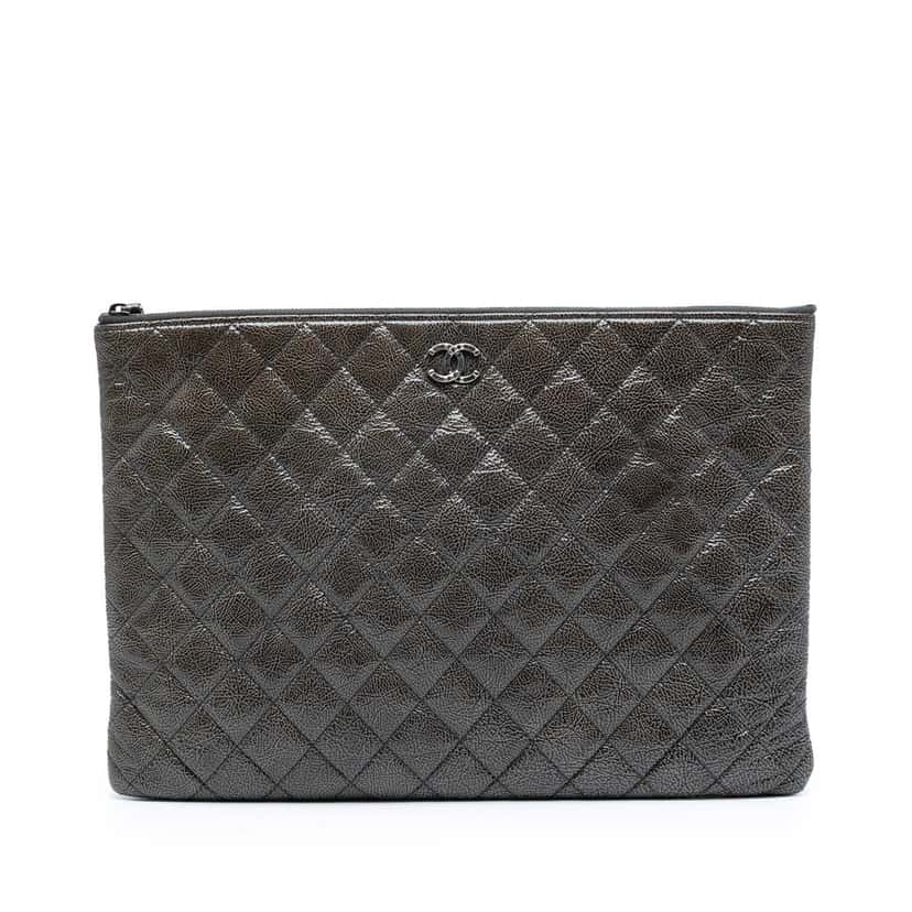 Chanel Large Crinkled Patent O Case Clutch Other Leather Very good condition - Front View