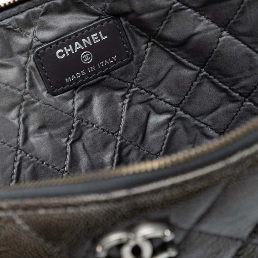 Chanel Large Crinkled Patent O Case Clutch Other Leather Very good condition - Box View