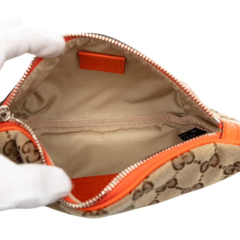 Gucci The North Face GG Canvas Belt Bag Beige Very good condition - Model View