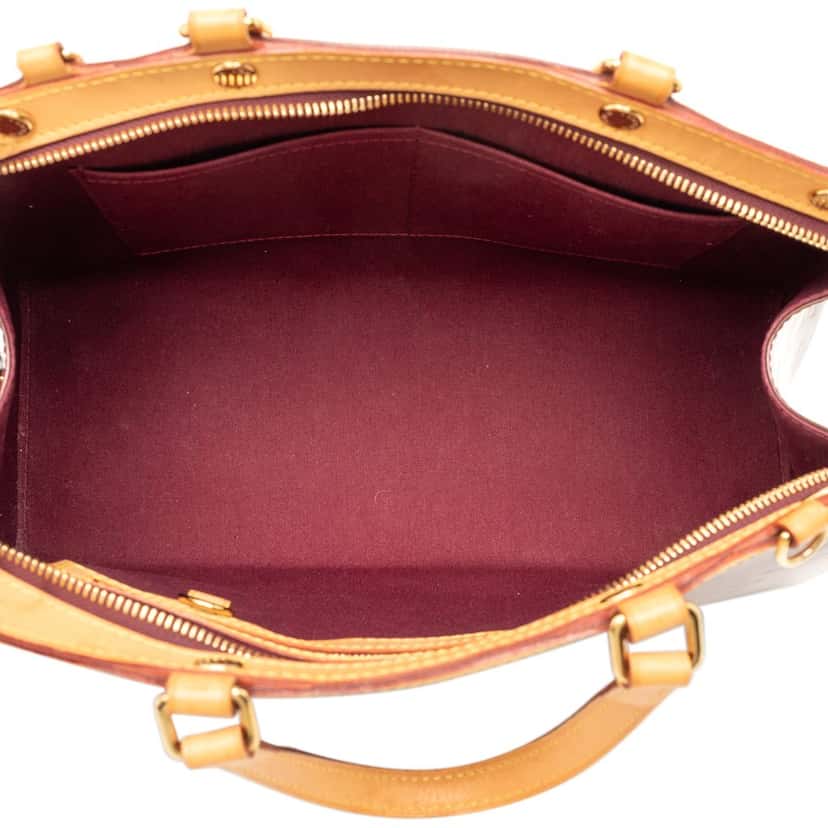 Louis Vuitton Monogram Vernis Brea MM Red Leather Very good condition - Model View