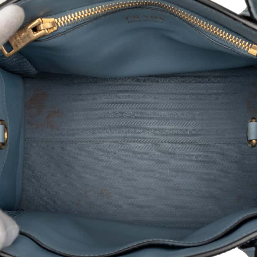 Prada Small Saffiano Cuir Monochrome Top Handle Tote Blue Leather Very good condition - Model View