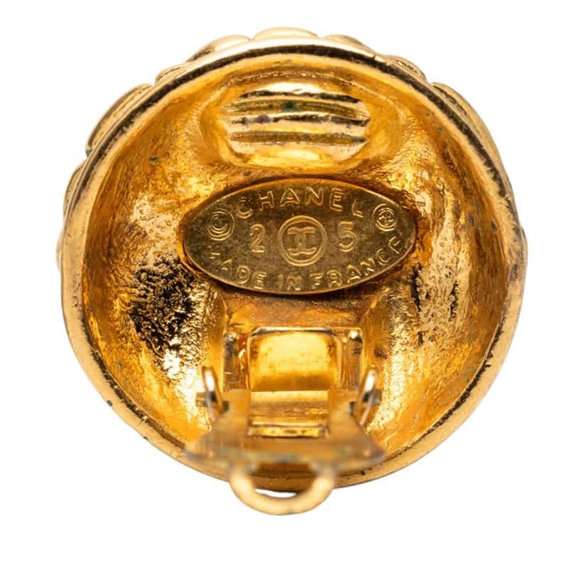 Chanel Gold Plated CC Quilted Round Clip On Earrings Gold Metal Very good condition - Inside View