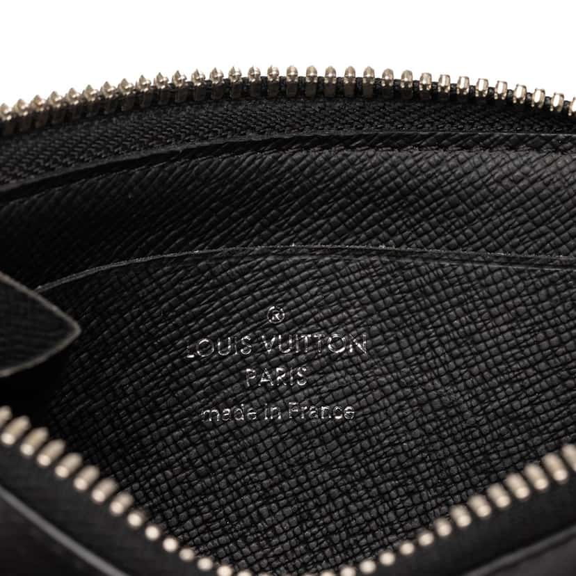 Louis Vuitton Taiga Porte Monnaie Jour Black Leather Very good condition - Box View
