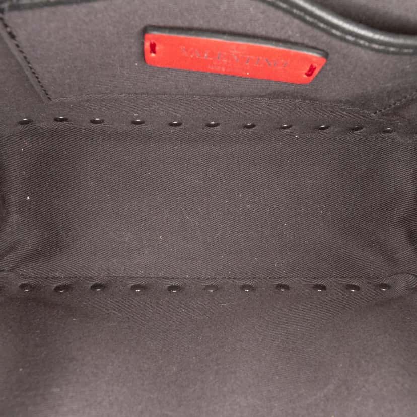 Valentino Leather Chevron Print Rockstud Camera Bag Black Leather Very good condition - Model View