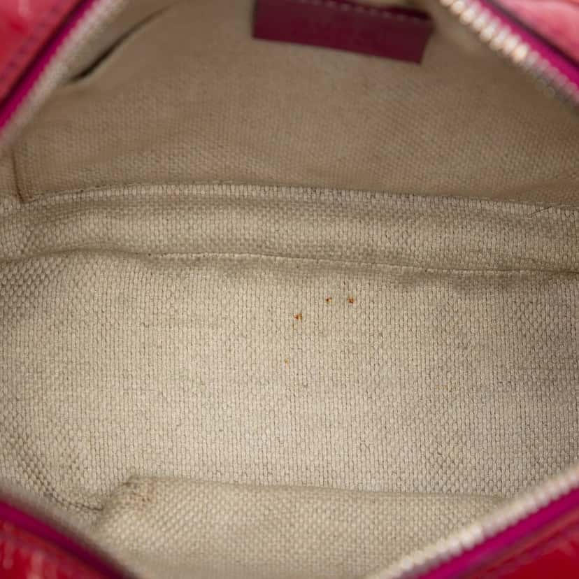 Gucci Patent Soho Disco Crossbody Pink Leather Very good condition - Model View