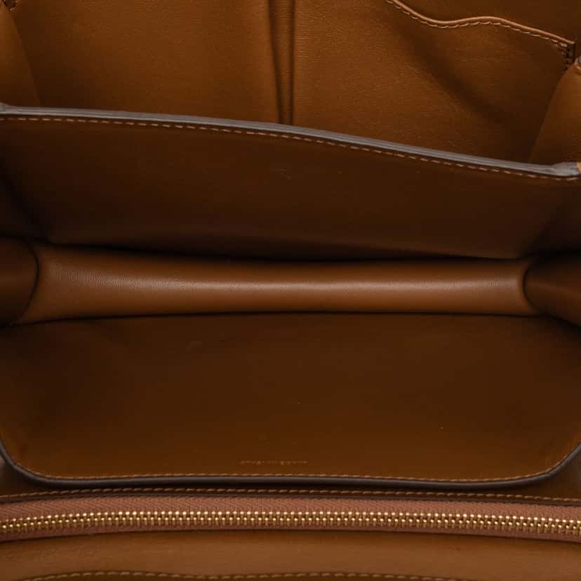 Celine Medium Calfskin Classic Box Brown Leather Very good condition - Model View