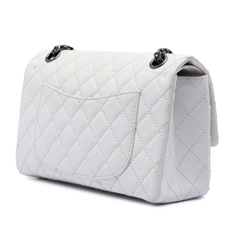 Chanel Quilted Aged Lambskin Leather 2.55 Reissue 225 Double Flap Bag White Leather Very good condition - Back View