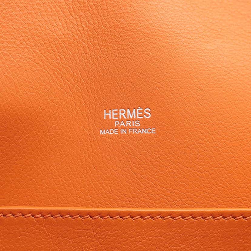 Hermès Swift Kelly Longue Pochette Orange Leather Very good condition - Box View