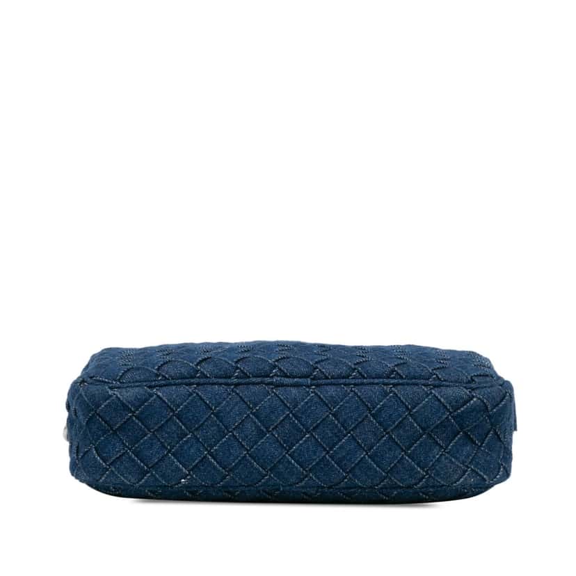 Bottega Veneta Small Denim Intreccio Camera Bag Blue Very good condition - Inside View