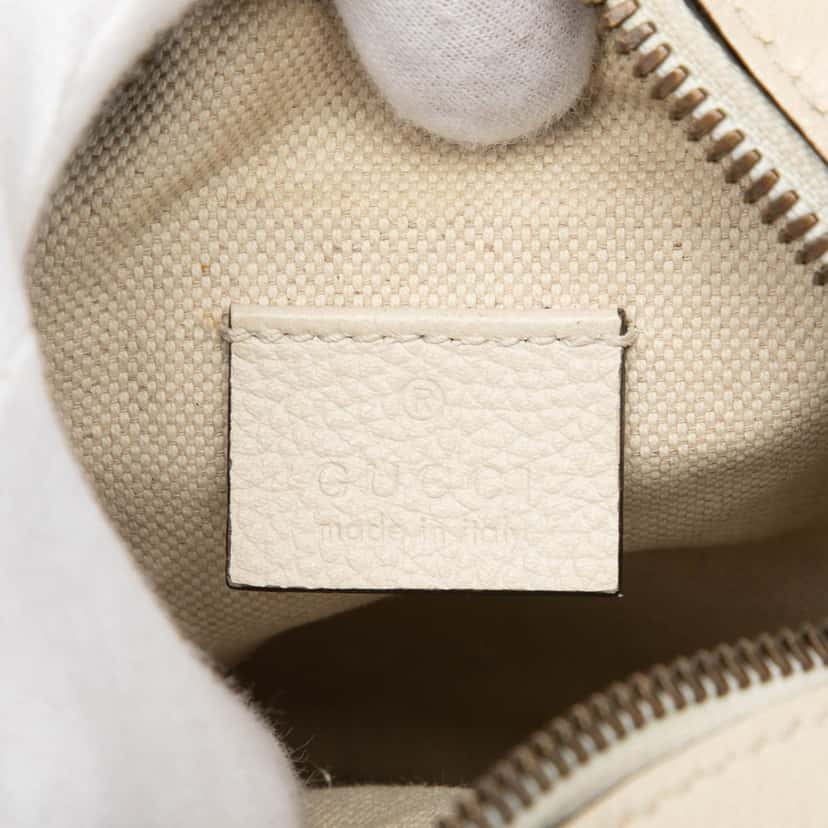 Gucci Mini Grained Calfskin Logo Crossbody White Leather Very good condition - Box View