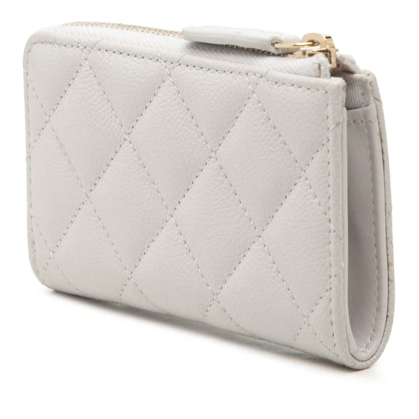 Chanel CC Quilted Caviar Zip Around Card Holder White Leather Very good condition - Back View