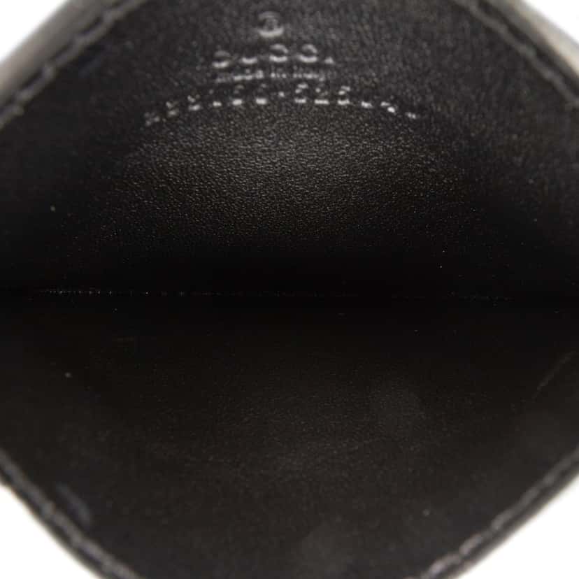 Gucci Guccissima Card Holder Black Leather Never worn - Model View