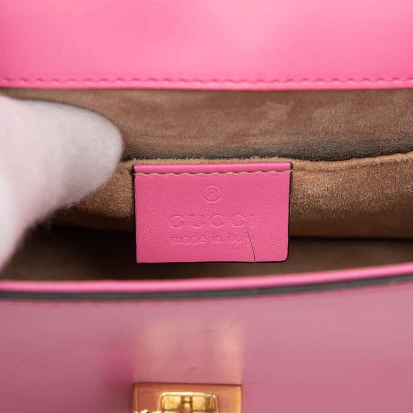 Gucci Mini Calfskin Web Sylvie Chain Crossbody Pink Leather Very good condition - Box View